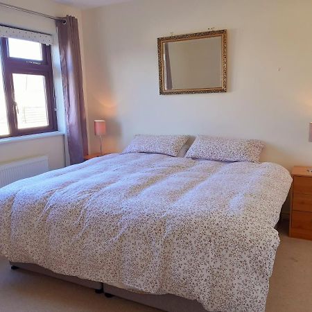 Budget Accommodation - Knocknacarra, กัลเวย์ ภายนอก รูปภาพ